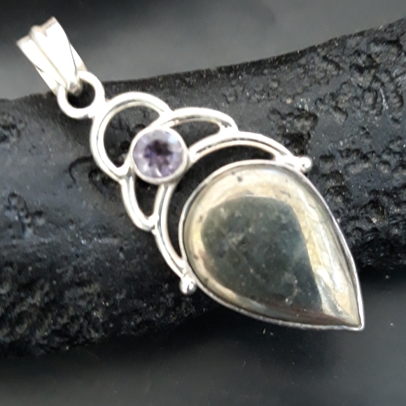 Healer's Gold & Amethyst Silver Pendant - Picture 2 of 5